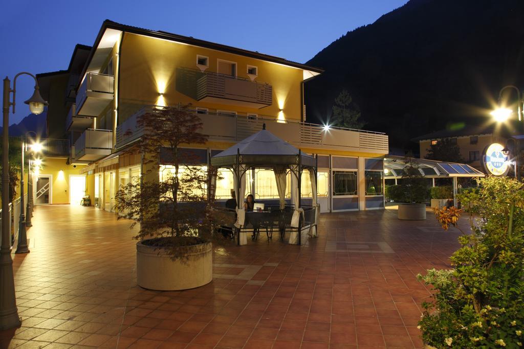 Hotel Castel Lodron Storo Extérieur photo